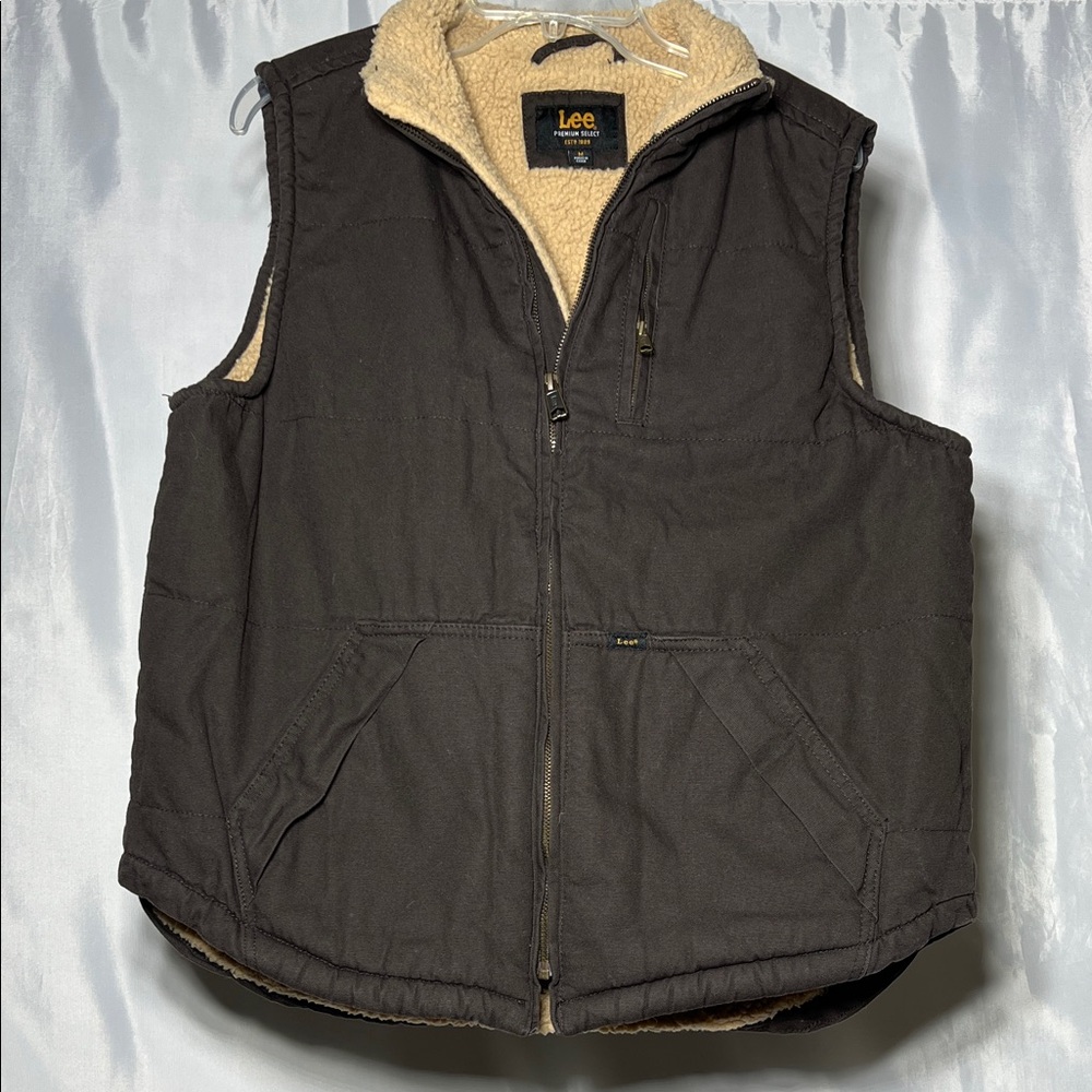 Lee Men's Brown Vest with Sherpa Lining Size M